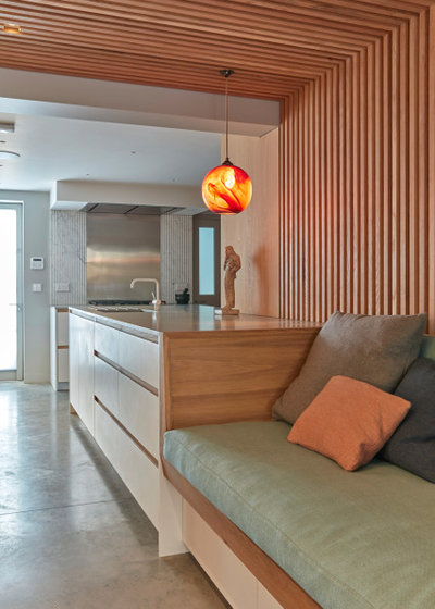 Modern Kitchen by Brian O'Tuama Architects