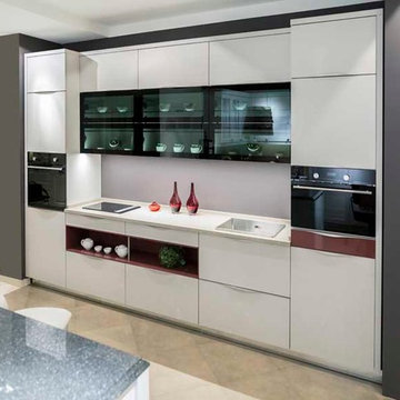 Bauformat Kitchen in Satin Matte White finish with Black Glass