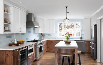 Kitchen of the Week: Fun Beach Style for a Firefighter Dad