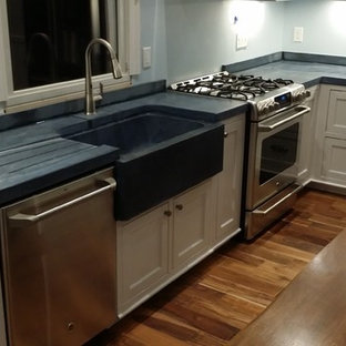 75+ Maritime Küchen mit Onyx-Arbeitsplatte Ideen & Bilder - August 2021