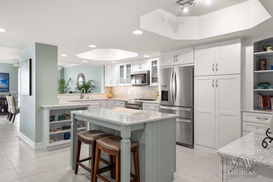 Inspiration for a coastal kitchen remodel in Orlando