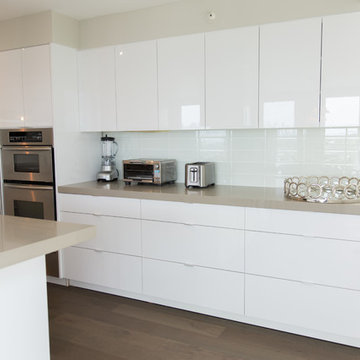 Beachside Condo | Kitchen | Coronado, CA