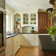 Traditional Kitchen by Heartwood Kitchens