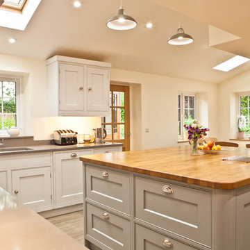 Beautiful Family Kitchen With plenty Of Space to Entertain