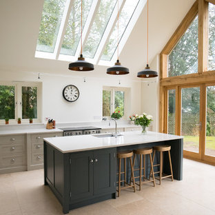 Beautiful, light and spacious Shaker kitchen in Farnham