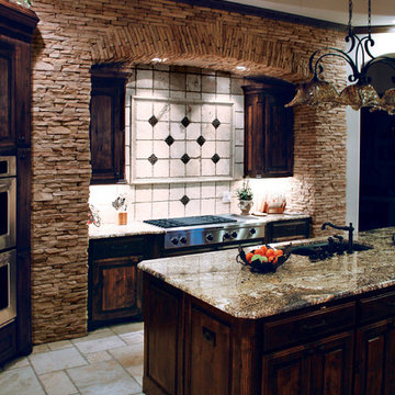 Beautiful Mountain Strip Stone Veneer Kitchen - Coronado Stone Products
