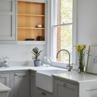 75+ Weiße Küchen mit Rückwand aus Granit Ideen & Bilder - Juli 2021