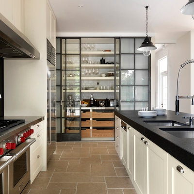 Fusion Kitchen by Decus Interiors