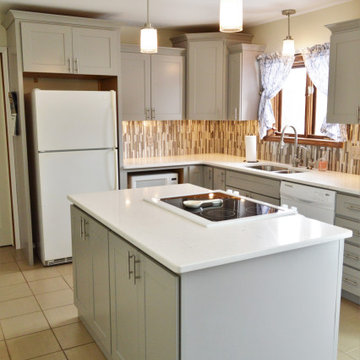 Berrien Springs, MI. BaileyTown USA Select. Maple Transitional Styled Kitchen