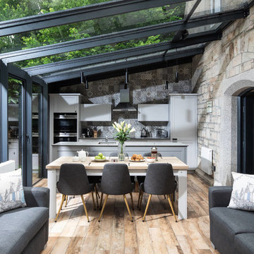 BESPOKE SHAKER Kitchen Grey Lacquer