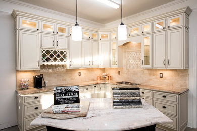 Inspiration for a rustic kitchen remodel in Richmond
