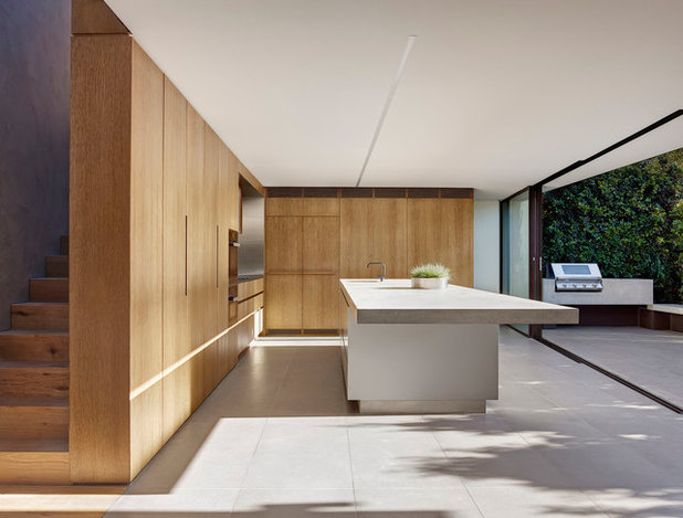 Modern Kitchen by Dan Kitchens Australia