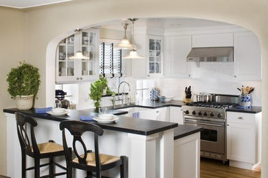 Example of a mid-sized transitional kitchen design in Los Angeles