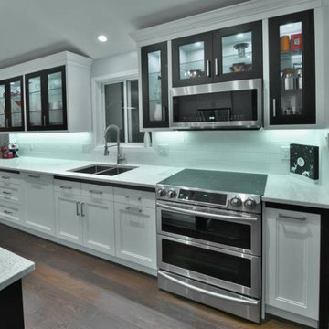 Black and White Kitchen