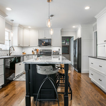 Black and White Kitchen