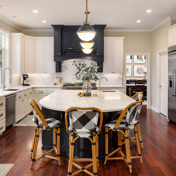 Black and White Kitchen