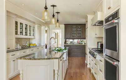 Kitchen of the Week: Creamy Cabinets and Elegant Farmhouse Style