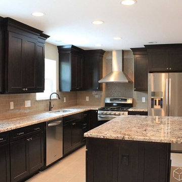 Black Kitchen Cabinets