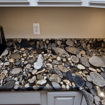 Black Mosaic Gold Granite/ Marinace Granite Kitchen