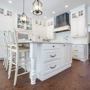 Blanc French Country Kitchen