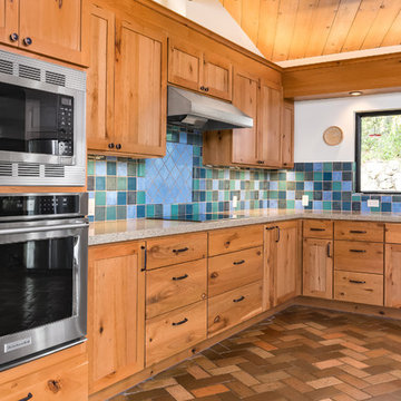 Blue Tiled Backsplash in Traditional Style Kitchen