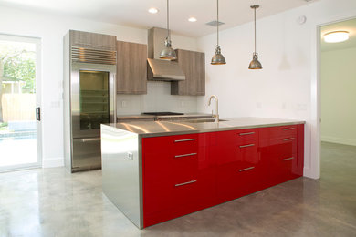 "Boca Textured" City Oak with Acrylic Red High Gloss