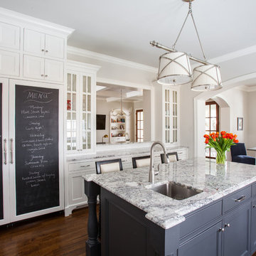 Bold and Beautiful in Braes Heights: Kitchen