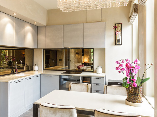 Transitional Kitchen by Keir Townsend