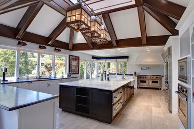 Kitchen - eclectic kitchen idea in Los Angeles