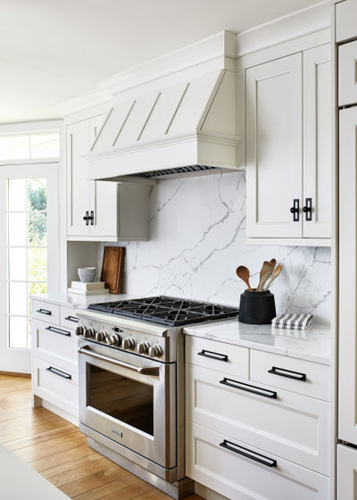 Traditional Kitchen by Haus Interior Design