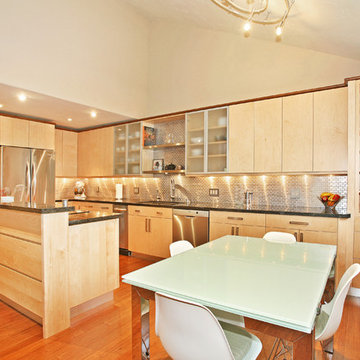 Bright Kitchen