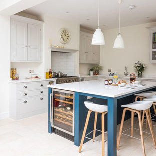 Bright Open Plan Family Kitchen in London