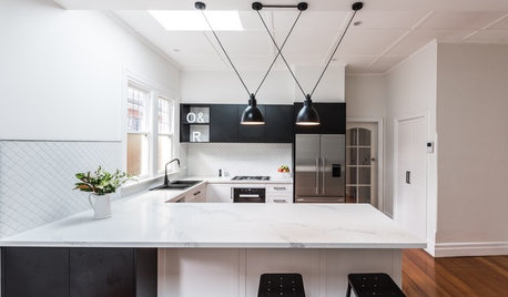 Stickybeak of the Week: Black and White Unite in a Kitchen Update