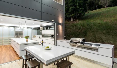How to Plan a Kitchen That Extends Outside