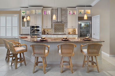 Example of a trendy kitchen design in Tampa