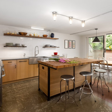 'Brutalist' Inspired Mountain Condo