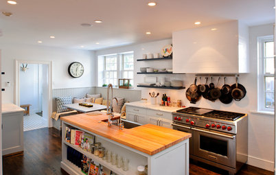Kitchen of the Week: Paring Down and Styling Up in a Pennsylvania Tudor