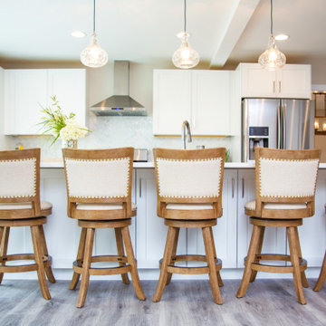 Bubbly Mimosa: Lake Home Kitchen and Dining Area