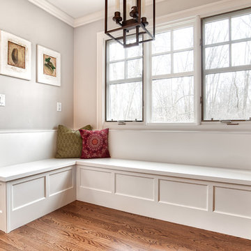 Built-In Kitchen Seating