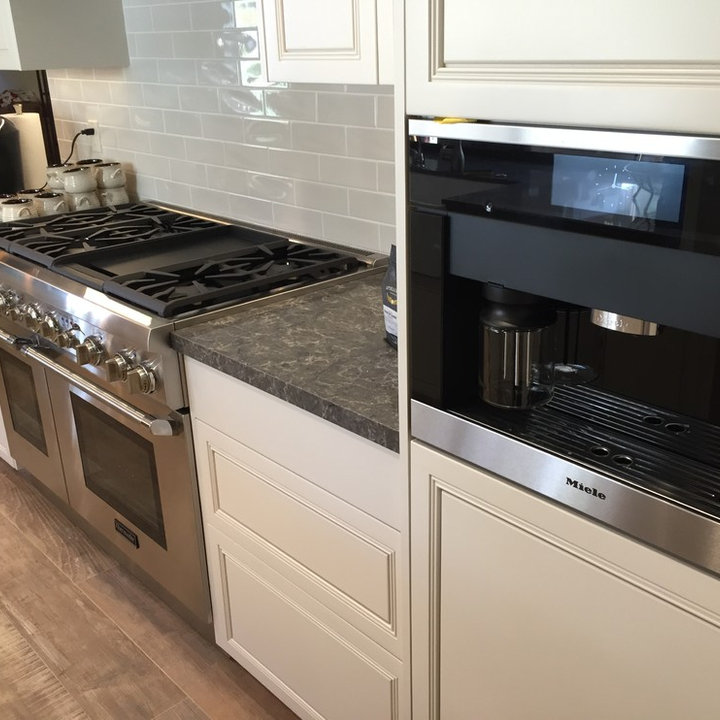 Built In Coffee Maker Photos & Ideas Houzz