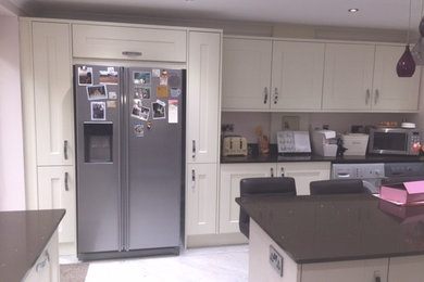 Inspiration for a classic kitchen in Cardiff.