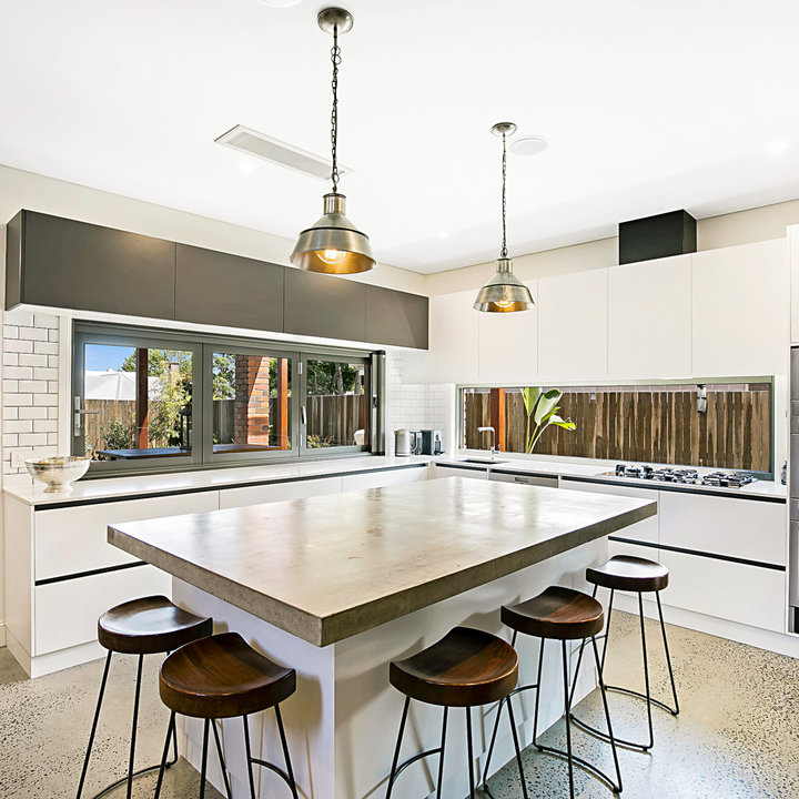 75 Beautiful U-shaped Kitchen Ideas & Designs - September 2022 | Houzz AU