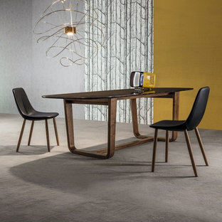 Immagine di una cucina moderna chiusa e di medie dimensioni con moquette e pavimento grigio