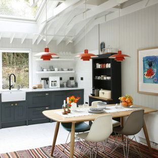 Inspiration pour une cuisine vintage.