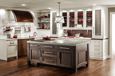 Design ideas for a classic kitchen in Providence.