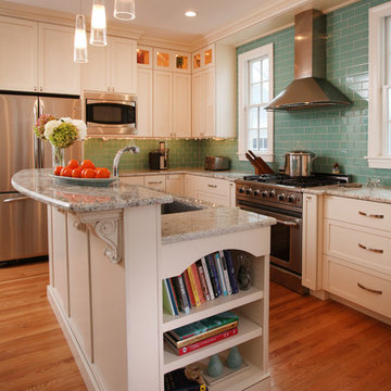 Cabinets, Kitchens and Bathrooms