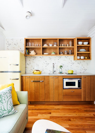 Beach Style Kitchen by Tyler Karu Design + Interiors