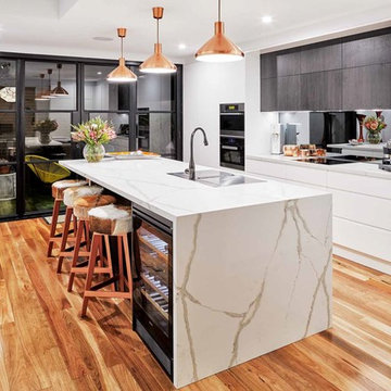 Calacatta Blanco bench enhances functionality in timeless kitchen design