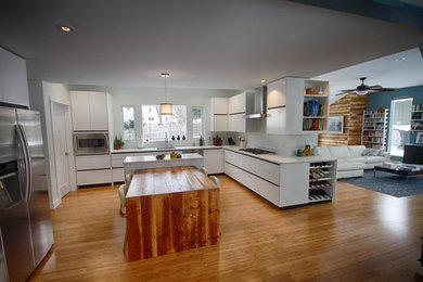 Inspiration for a contemporary kitchen remodel in Boston