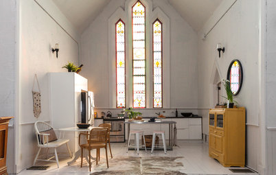 Houzz in Canada: Una Vecchia Chiesetta Diventa una Seconda Casa